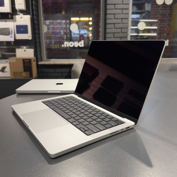 MacBook Pro 14" 2024 M4 Pro 24Gb RAM 512Gb SSD ПОТУЖНИЙ ноутбук