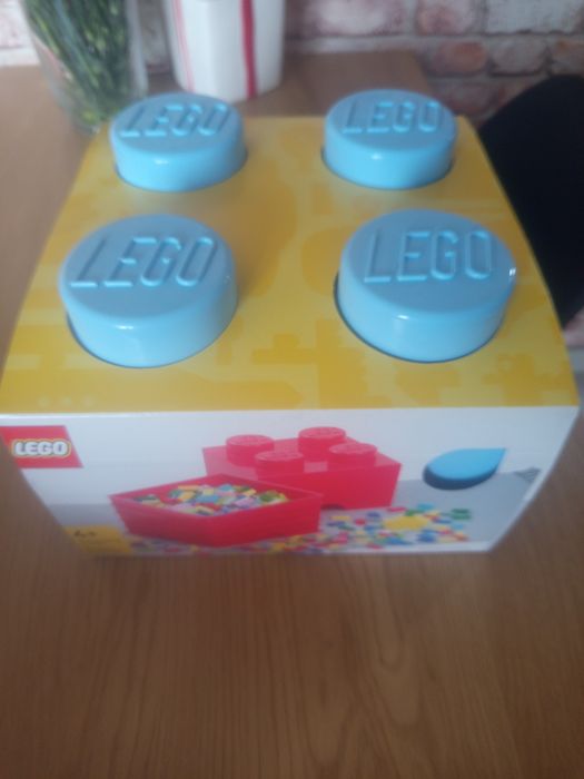 Pojemnik na LEGO z LEGO