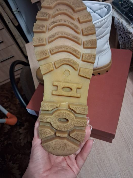 Ботінки Baldinini білі