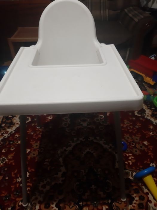 Продам стільчик для годування