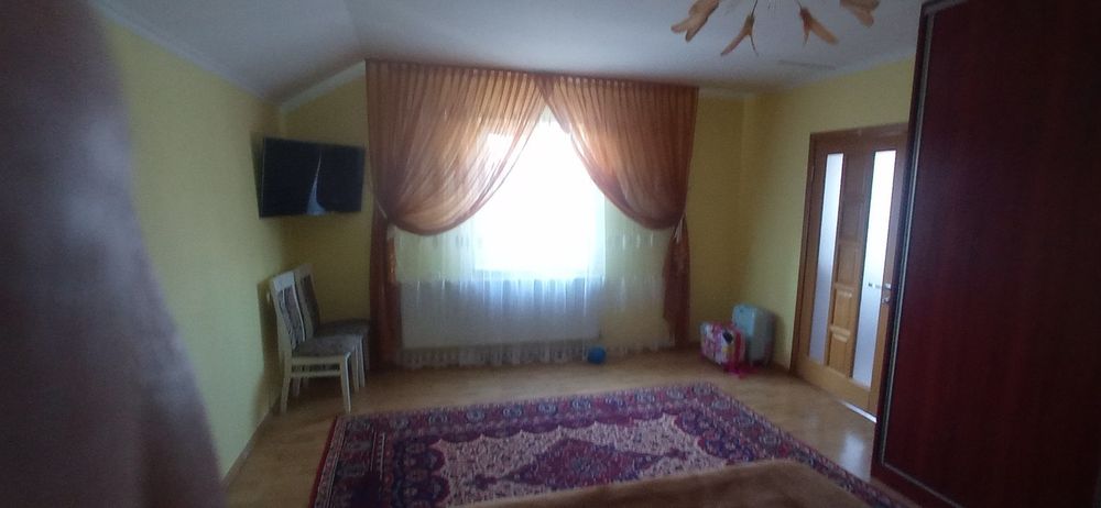 Продам. Штори з тюлю