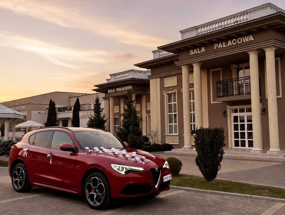 Auto do ślubu Alfa Romeo Stelvio TI | Czerwony kolor miłości!