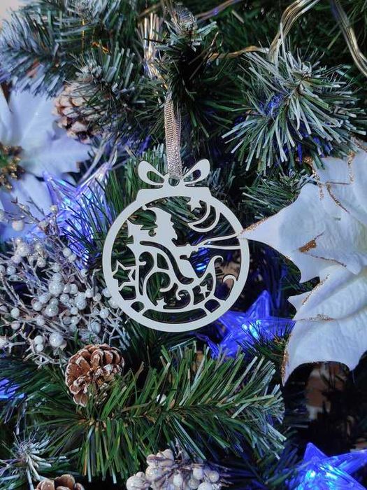 Bombki drewniane zawieszka na choinkę mikołaj na saniach