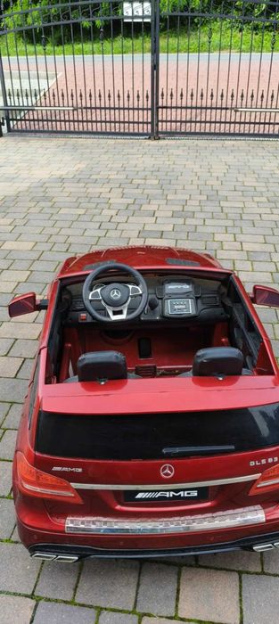 Auto na Akumulator  Dla Dzieci Elektryczny Mercedes  4X4 SKÓRA