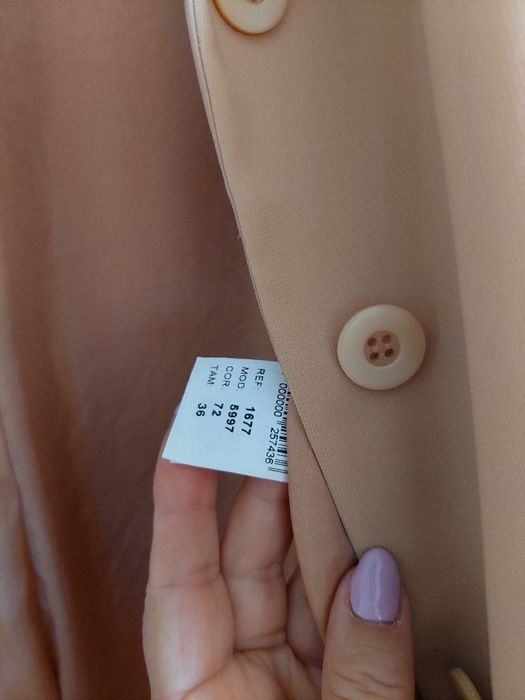 Blazer e calcas  Ana sousa creme CTT grátis