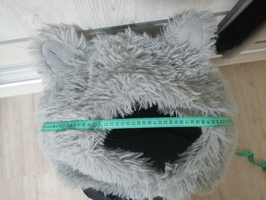 Лежанка для котів