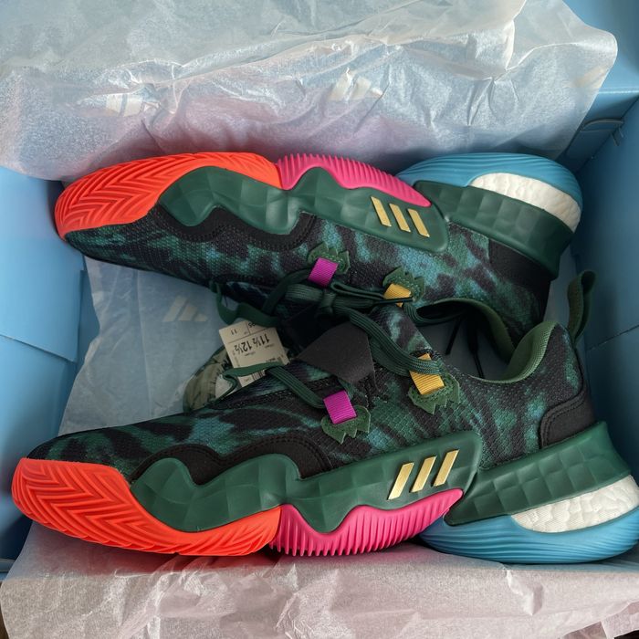 Adidas trae young Оригинал Баскетбольные кроссовки