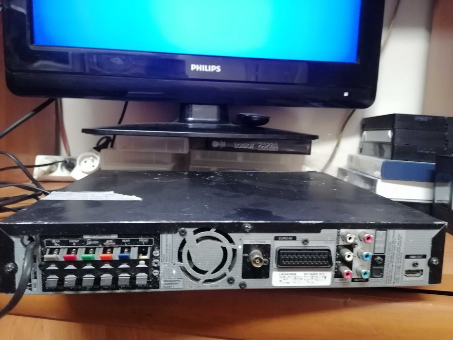 Odtwarzacz CD/DVD Amplituner LG HT805 HDMI/USB