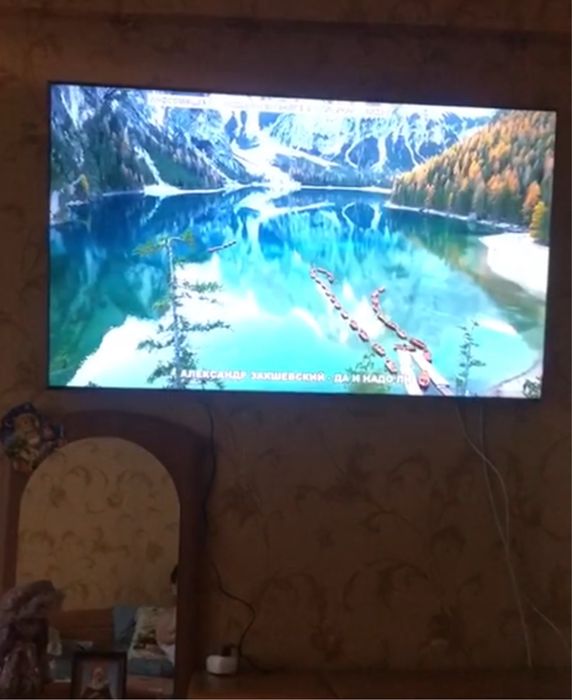 Продам телевизор Samsung 58 дюймов UE58TU7100U