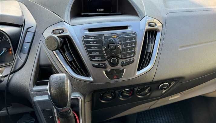 Форд Кастом Турнео