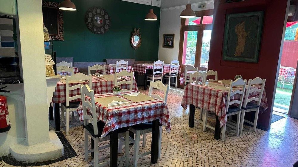 Aluga-se pizzaria Espinho