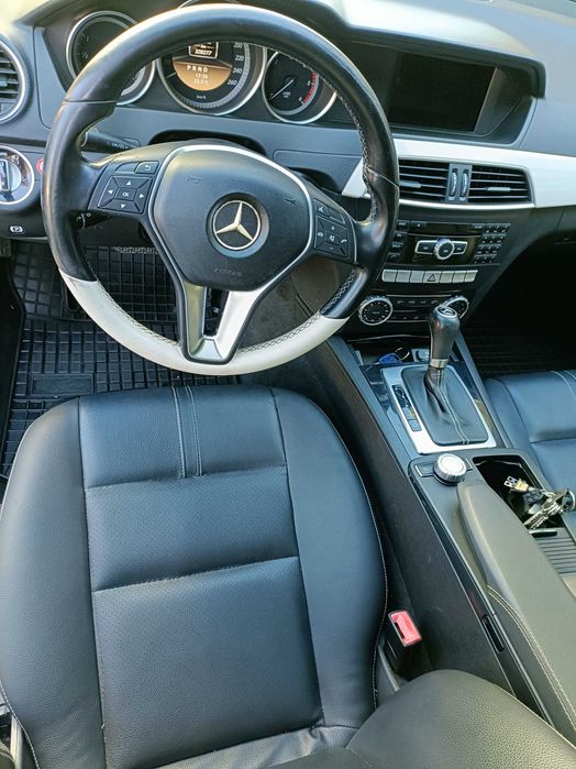 Mercedes-Benz C220 CDI 2012 170cv