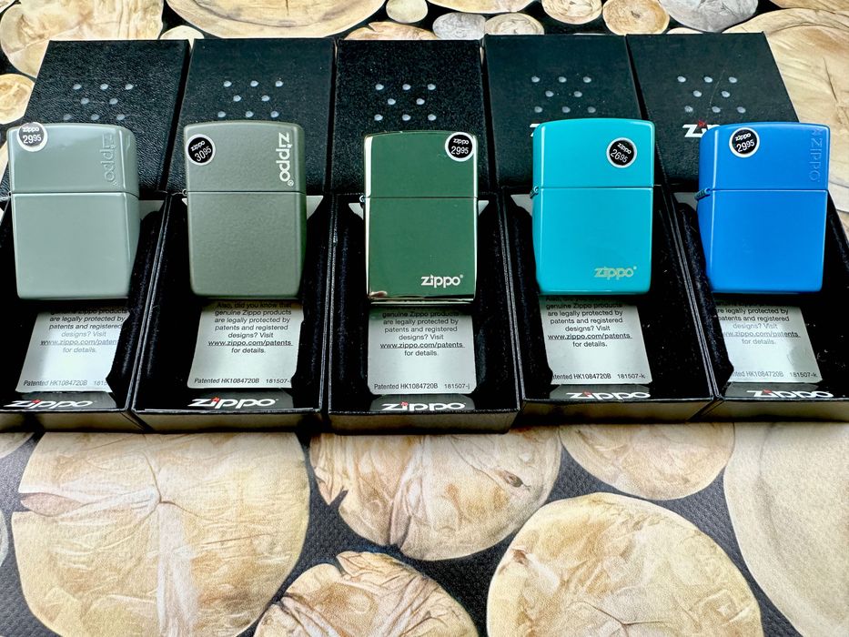 Запальнички Zippo із колекції Regular & Logo нові