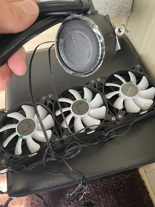 MSI MAG CoreLiquid E360 ARGB 360 мм СЖО / Водяне охолодження
