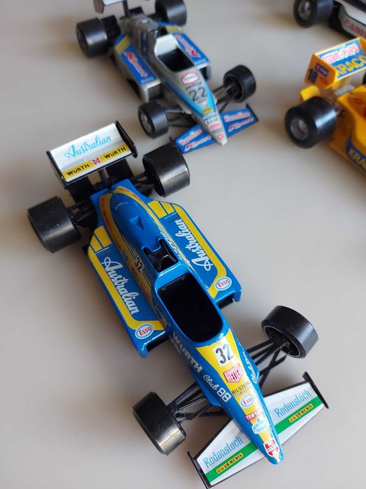 CARROS Fórmula 1 - Burago Esc- 1/24