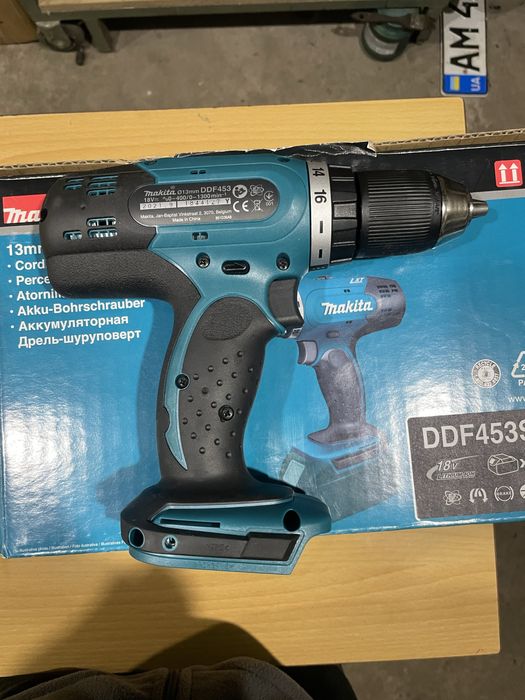 Шуруповерт макіта ddf 453