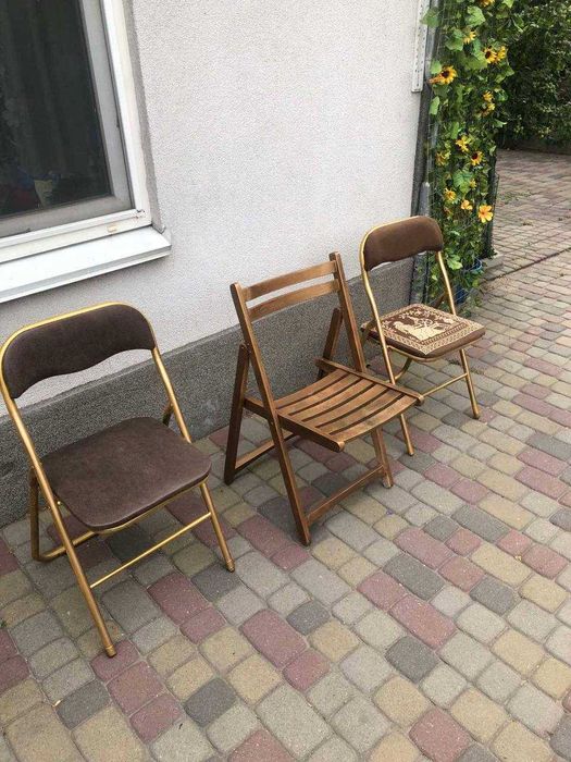 Складные стулья после реставрации