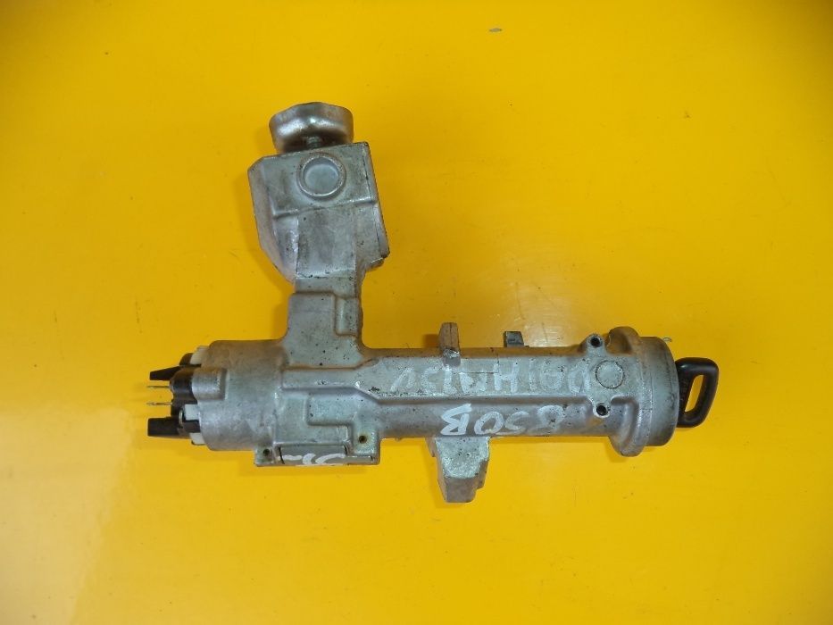 Замок зажигания Daihatsu Cuore  с 94-98 г.в.