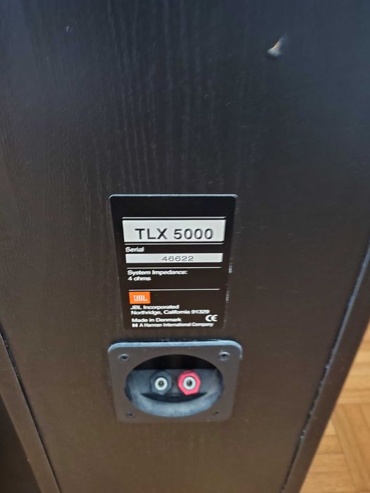 Colunas JBL TLX 5000