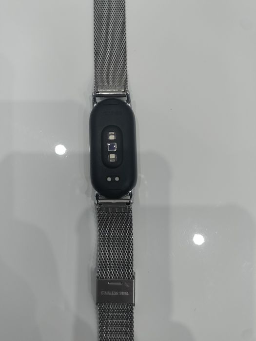 Продам xiaomi мі band 9