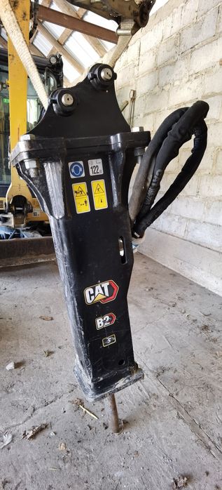Młot hydrauliczny Cat B2s(ceterpillar) jak nowy do minikoparki.