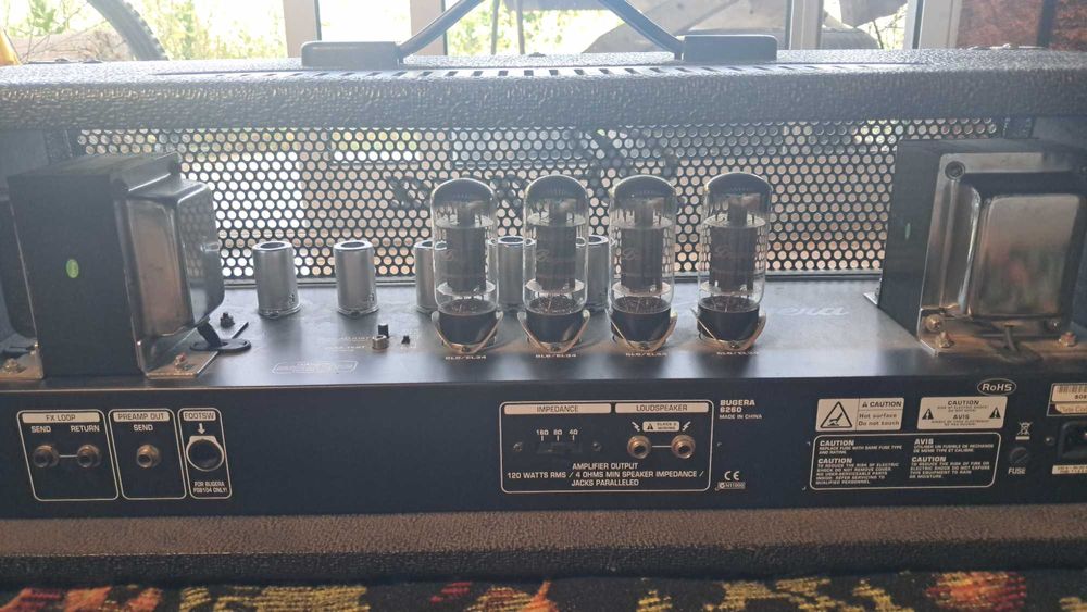 Amplificador a válvulas Engl e Bugera 6260