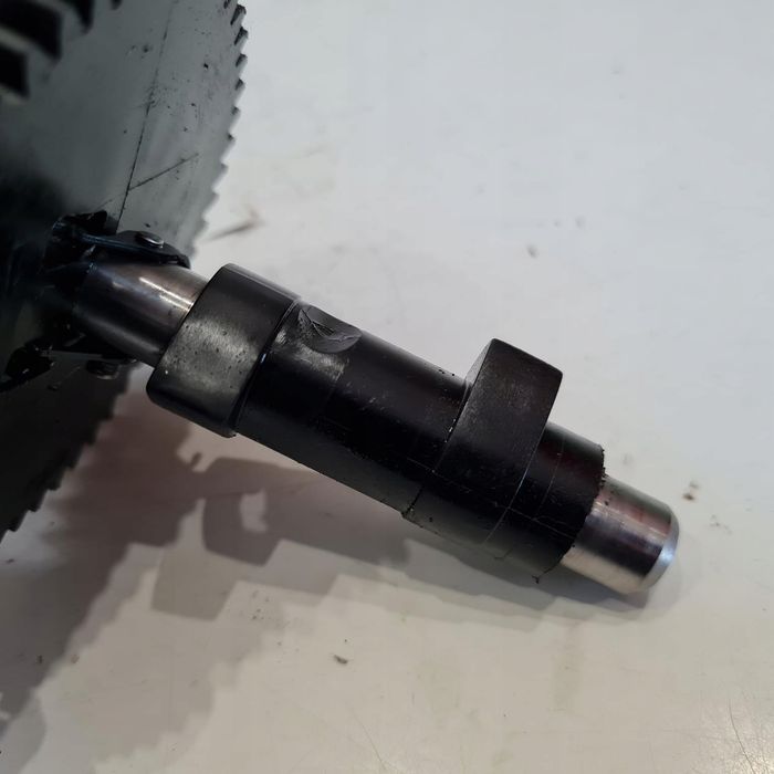 Briggs & Stratton Quantum 35 Wałek Rozrządu