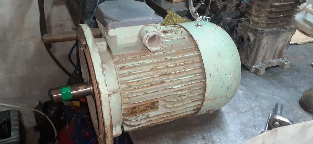 электродвигатель 3кВт/700об 7.5квт，17квт，37квт，10квт，2.2квт, 1.1квт