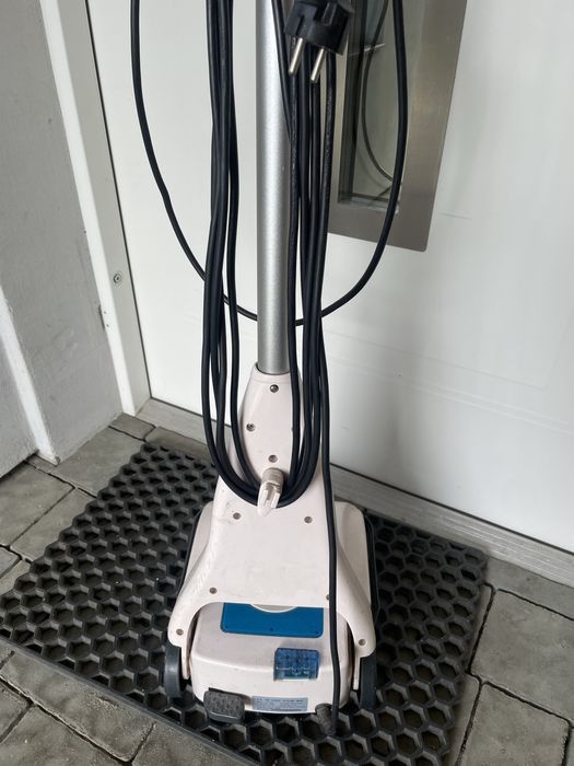 Mop do mycia podlogi na goraco