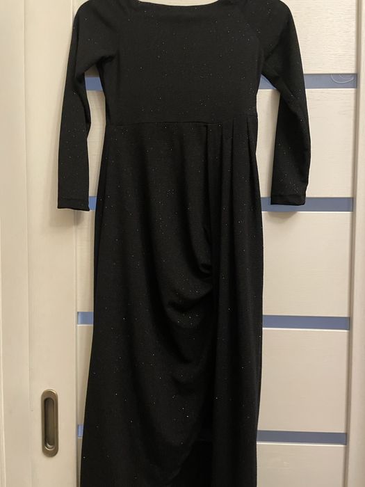 Жіноча сукня з блискітками