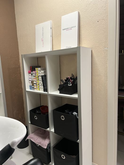 Стелаж 1000 грн полиця для лаків