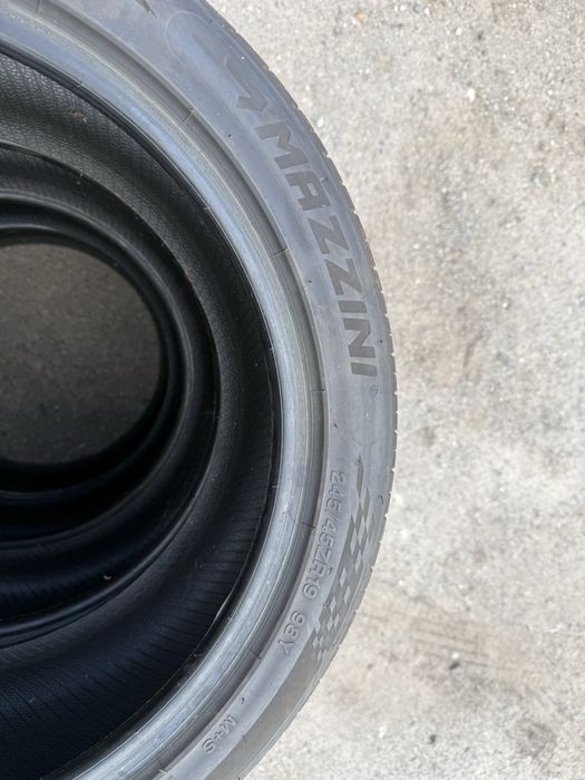 Нові шини колеса резина 245/45R19