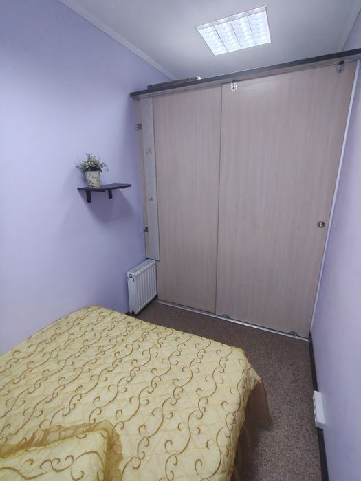 Комфортна і тепла двокімнатна квартира подобово. Біля Сіті.