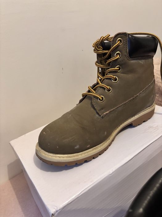 Ciepłe skórzane buty zimowe 36