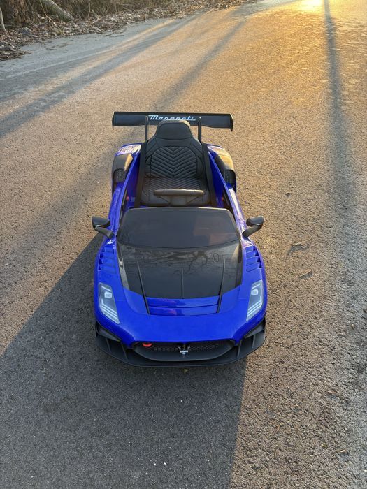 Auto na akumulator Maserati pojazd dla dzieci