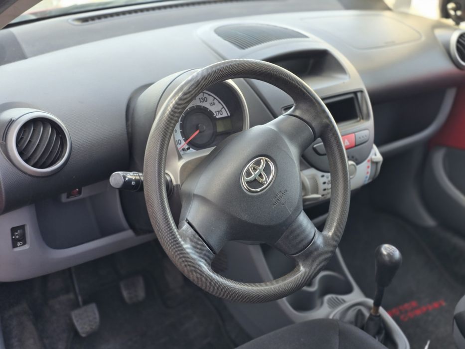 Toyota Aygo 1.0 szyberdach alufelgi niski przebieg
