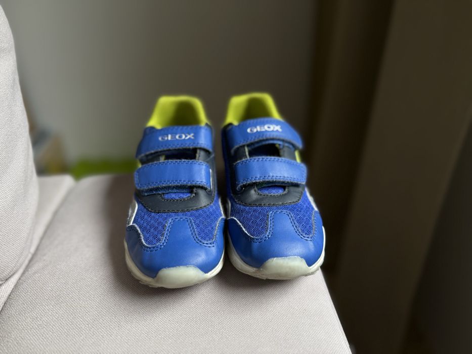 Sneakersy Geox Respira 32