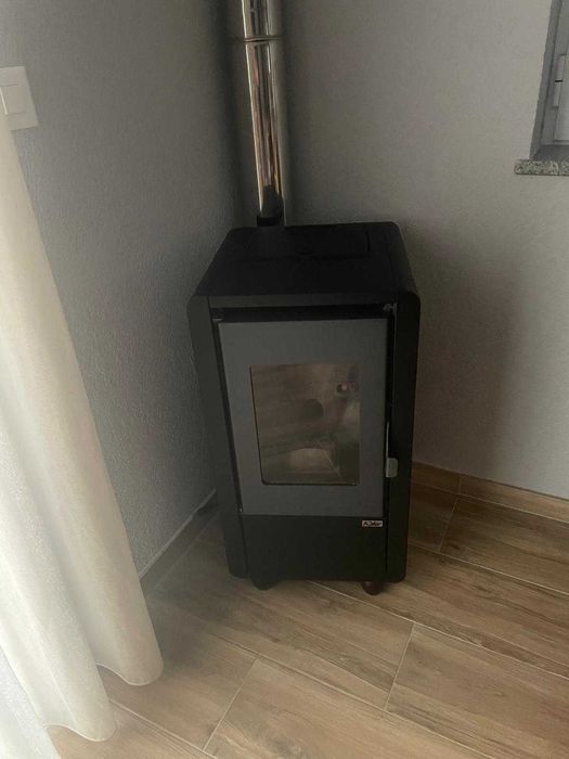 Salamandra kalor a pellets