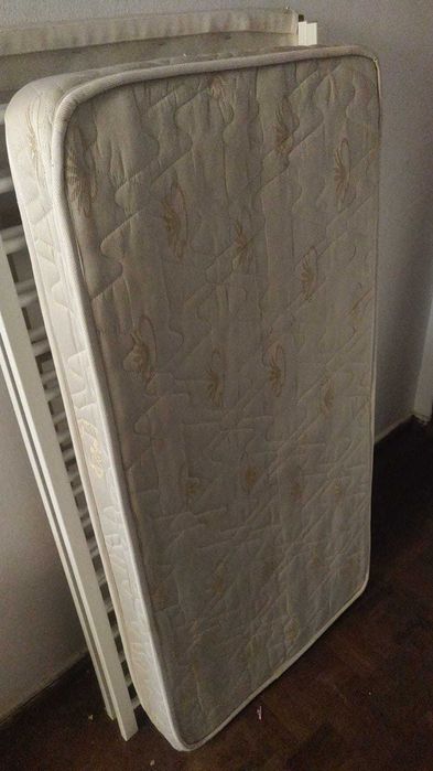 Berco bebe branco bom estado