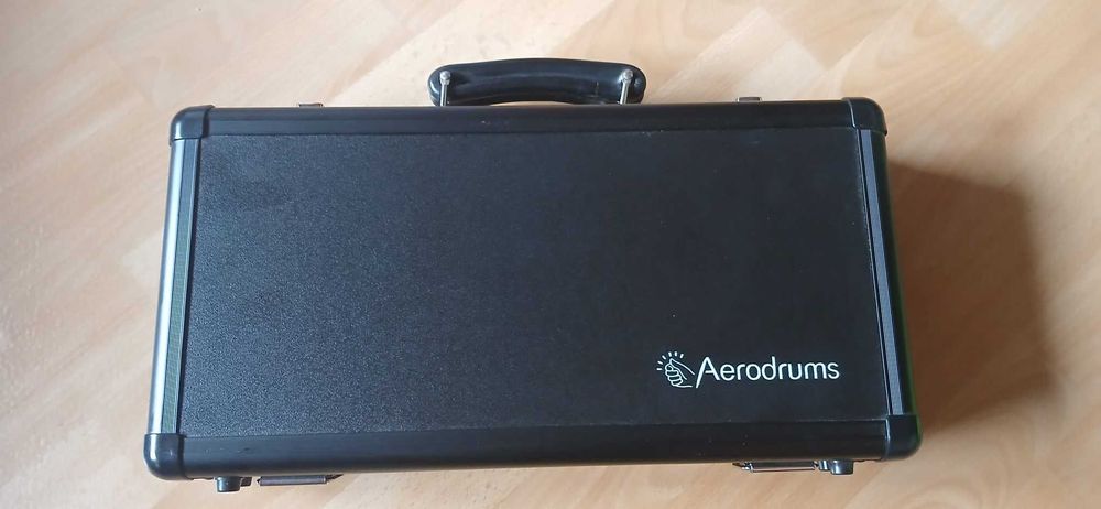 Aerodrums 2 (Bateria Virtual) Praticamente como novo, usado apenas 2x.