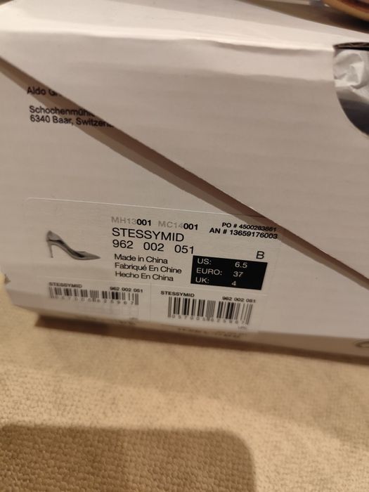 Sapatos salto fino da Aldo