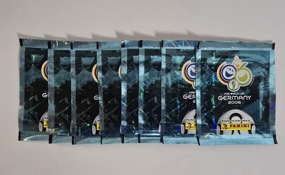 Saquetas fechadas cromos Panini Mundial 2006