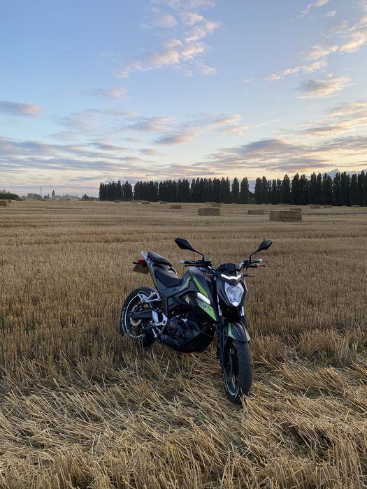 Мотоцикл loncin cr4 250