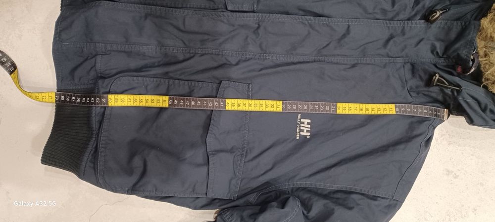 Kurtka Helly Hansen.