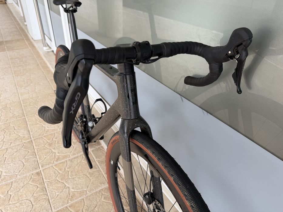 Bicicleta Scott de Gravel - Rodas em carbono