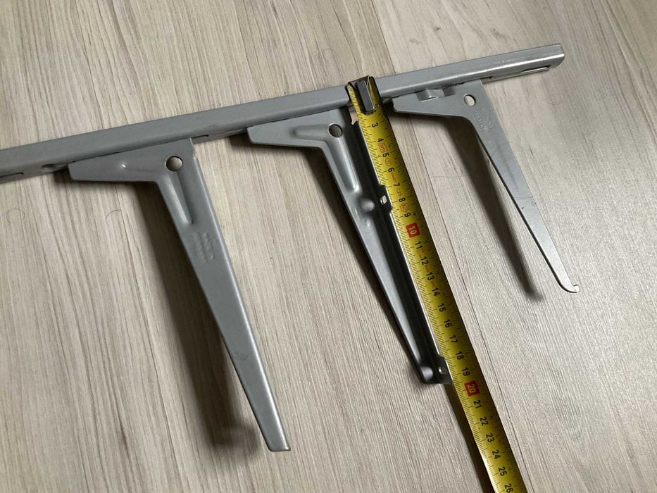 Szyny ścienne podwieszane pojedyncza 200 cm + 4 półki