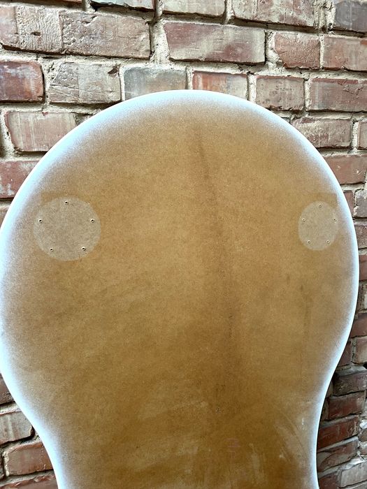 Blat IKEA o niestandardowym kształcie – biały, 150 cm, solidny