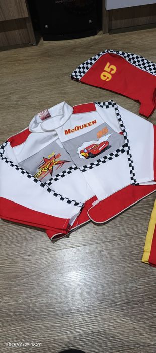 Strój na bal/ Zygzak McQueen