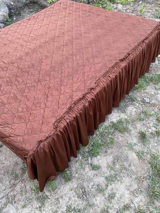 Кровать 1,5 с матрасами