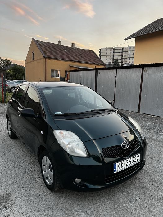 Toyota Yaris 1.0 benzyna